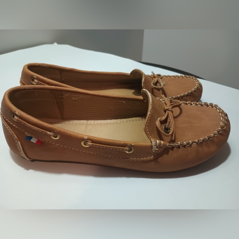 Pesaro Women's Brown Moccasins with Lace Detail